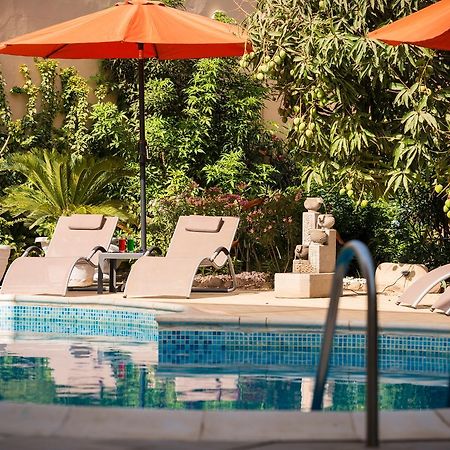Villa Renaissance Ngor エクステリア 写真