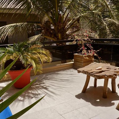 Villa Renaissance Ngor エクステリア 写真
