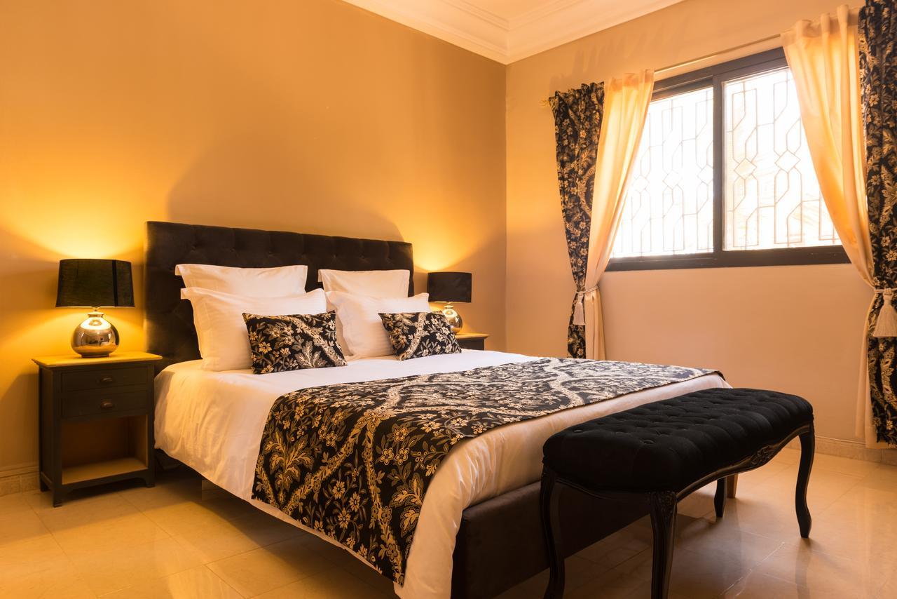 Villa Renaissance Ngor エクステリア 写真
