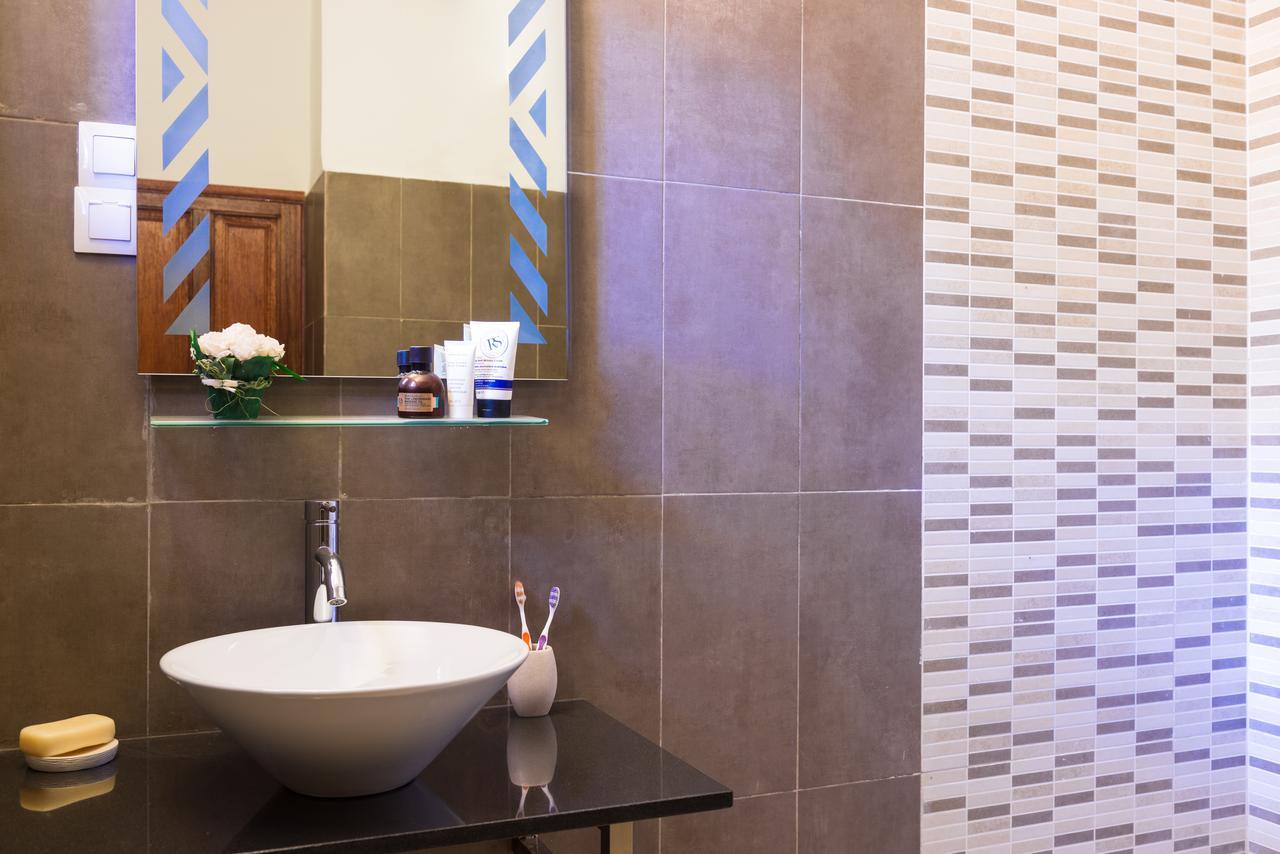 Villa Renaissance Ngor エクステリア 写真