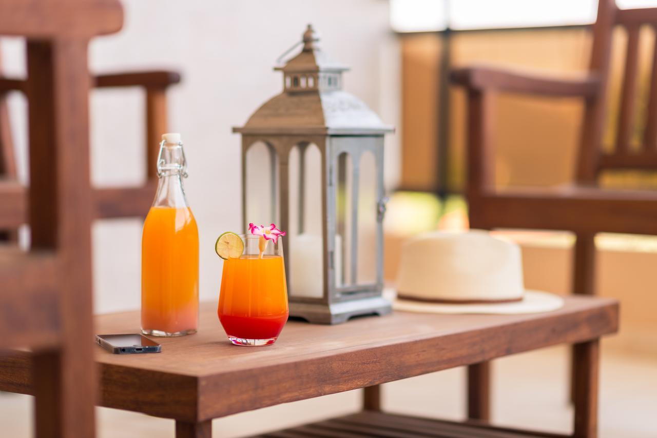 Villa Renaissance Ngor エクステリア 写真