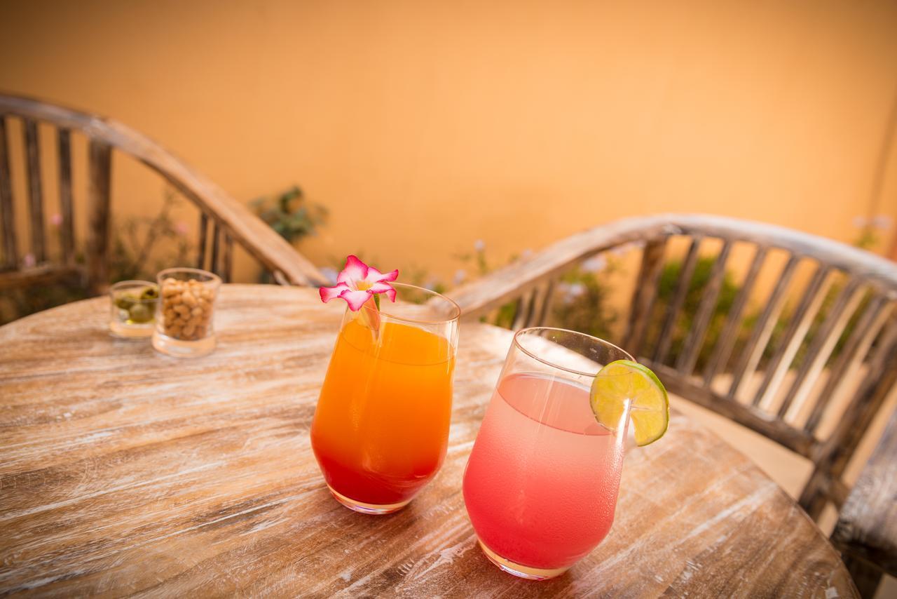 Villa Renaissance Ngor エクステリア 写真